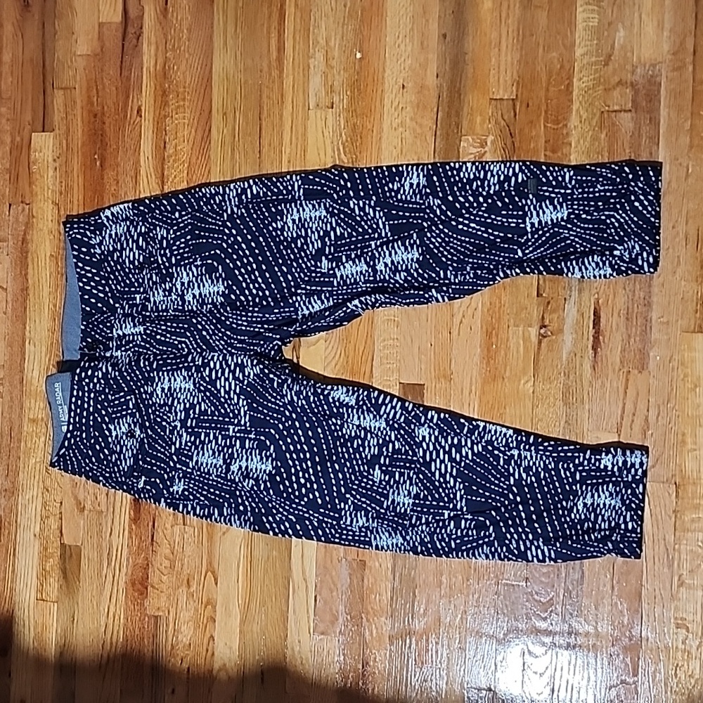 G Star loose fit size 28.
